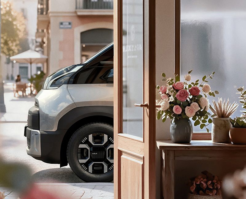 Kia Corporate PV7 Teased Ahead Of World Premiere At IAA Transportation Print 3600x2400 1